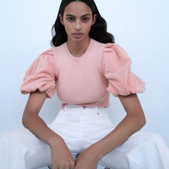 Zara Puff Sleeve Top - Picture 1 of 10